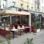 entourage terrasse Nino café Flandin
